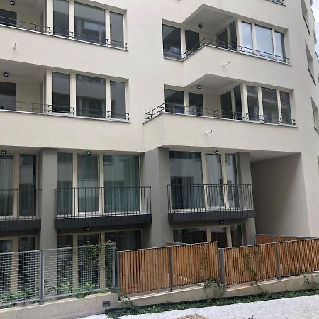 Terrace Apartment Prága Kültér fotó